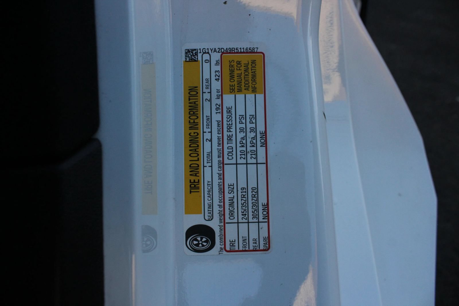 Used 2024 Chevrolet Corvette Stingray Coupe w/ Battery Protection Package RWD image 29