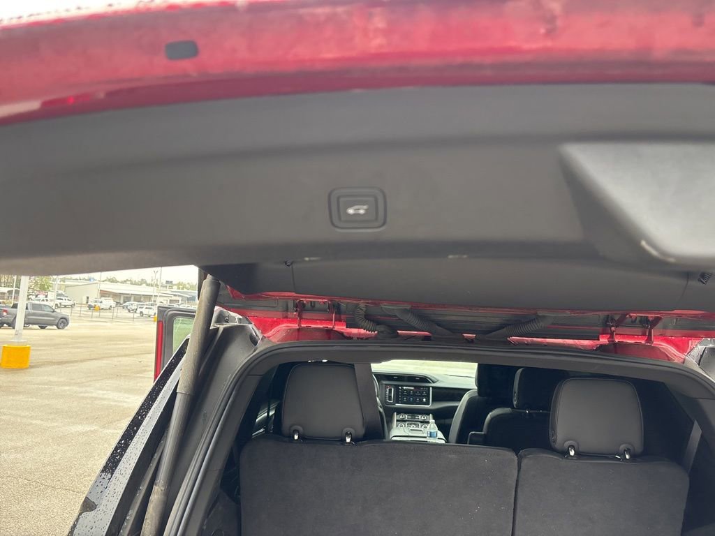 Used 2024 GMC Yukon Denali w/ Advanced Technology Package image 24