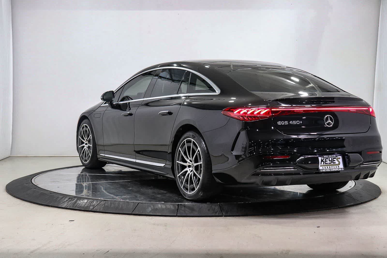 Used 2023 Mercedes-Benz EQS 450+ Sedan image 2