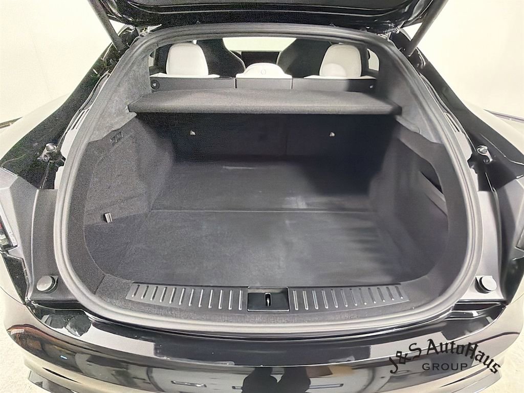 Used 2026 Tesla Model S Plaid AWD/4WD image 34