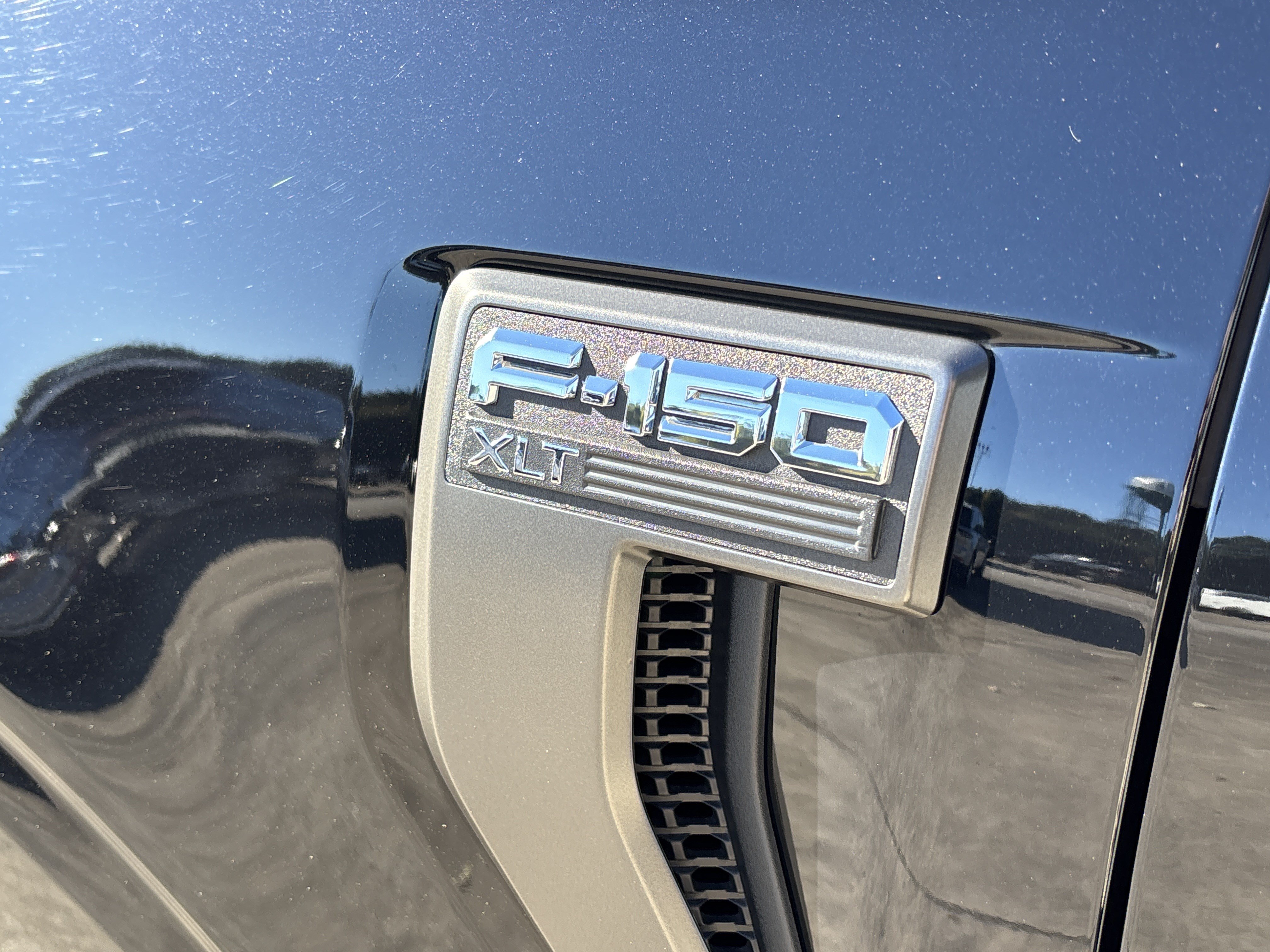 Used 2023 Ford F150 XLT w/ Equipment Group 302A High AWD/4WD image 13