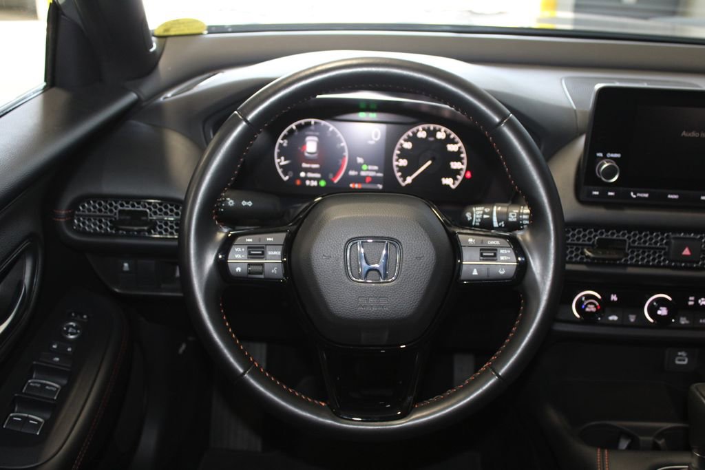 Used 2025 Honda HR-V Sport image 17