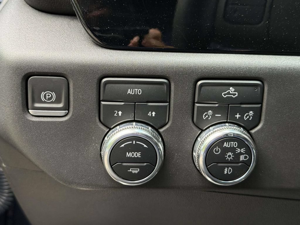 Used 2024 GMC Sierra 1500 Elevation AWD/4WD image 26