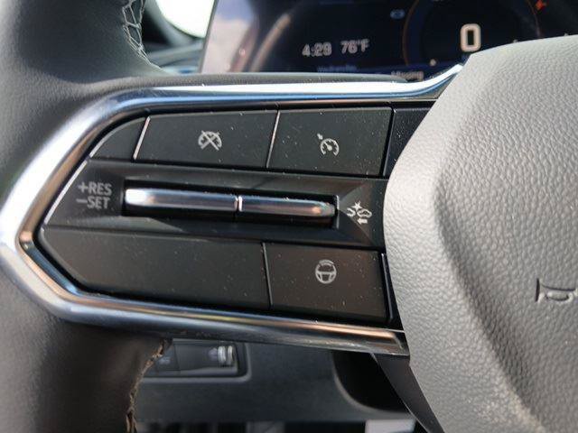 New 2025 Chevrolet Equinox EV LT w/ Active Safety Package 3 AWD/4WD image 14