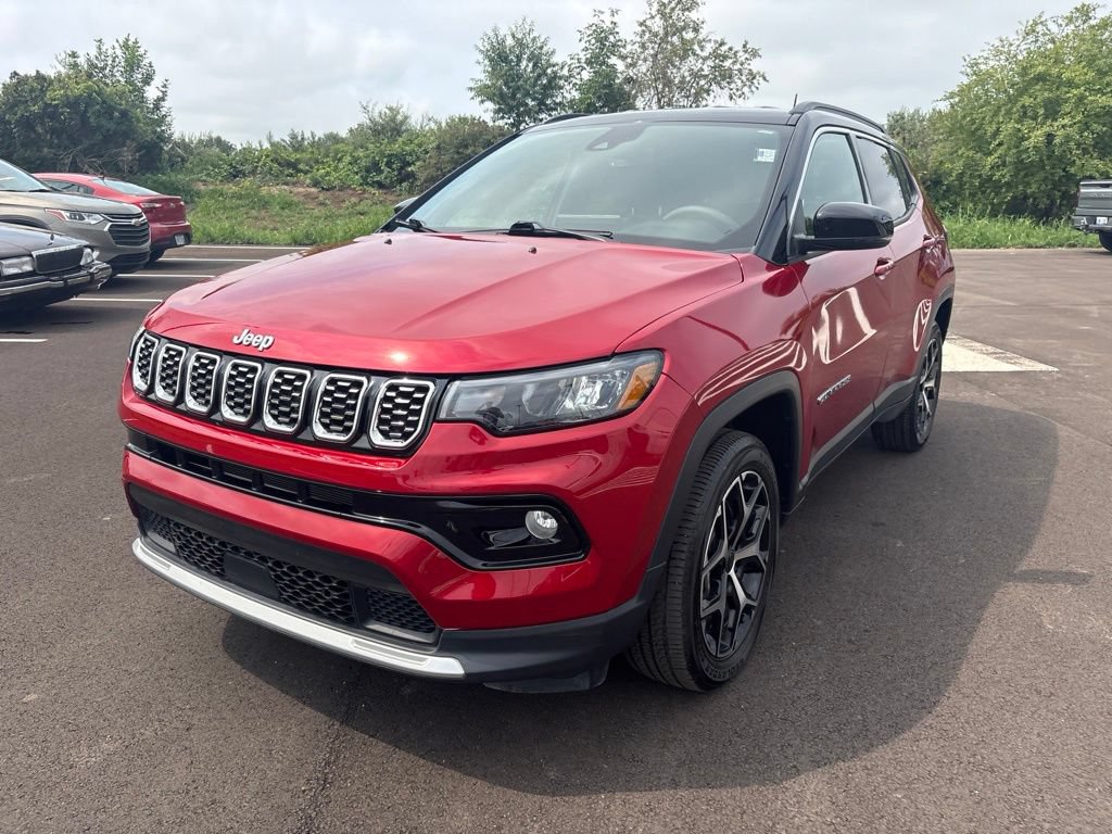 Used 2025 Jeep Compass Limited AWD/4WD image 8