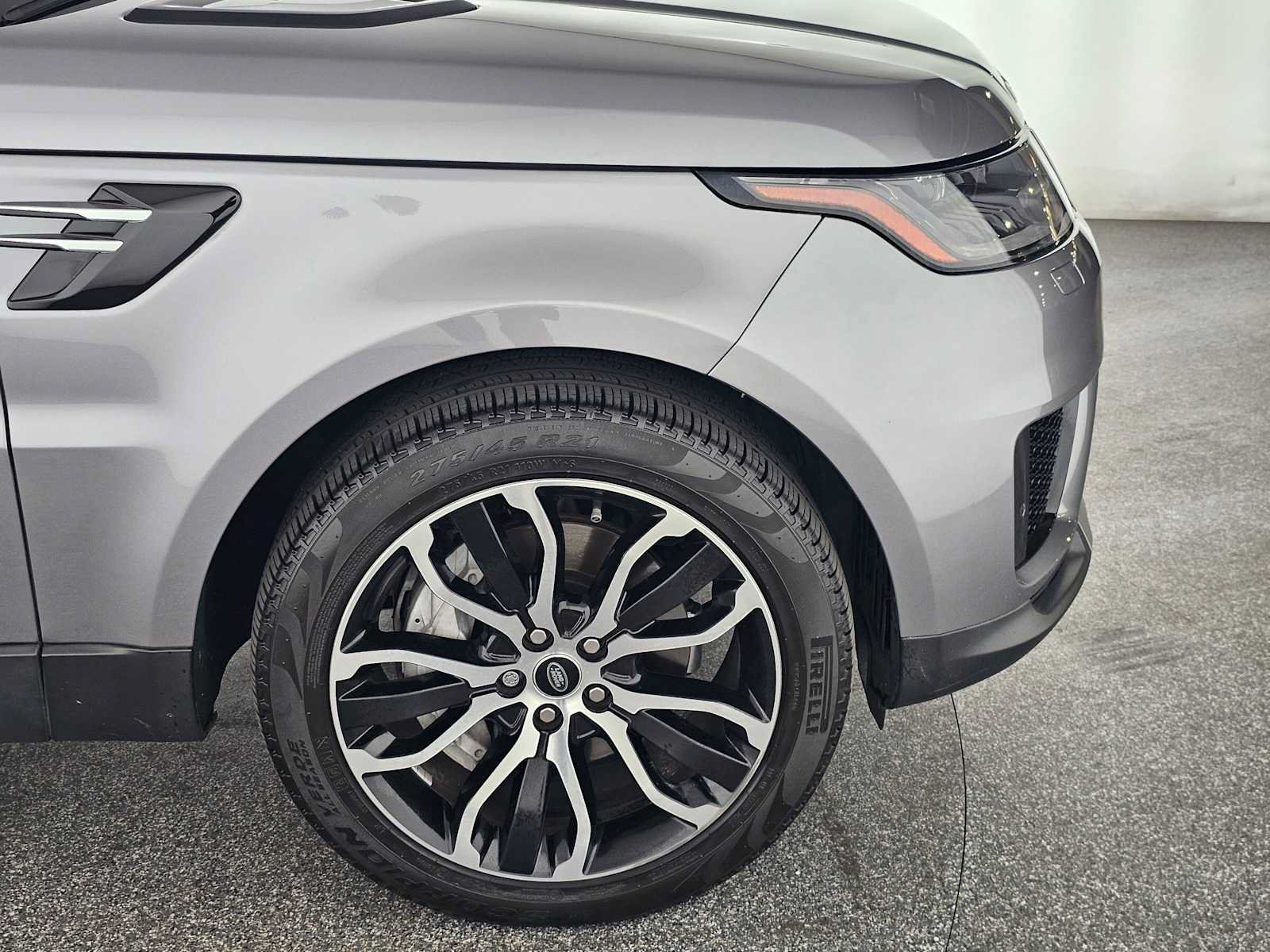 Used 2022 Land Rover Range Rover Sport SE AWD/4WD image 9