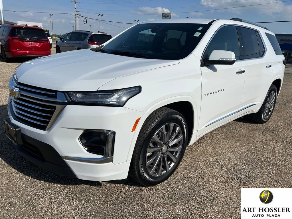 Used 2023 Chevrolet Traverse Premier AWD/4WD image 1