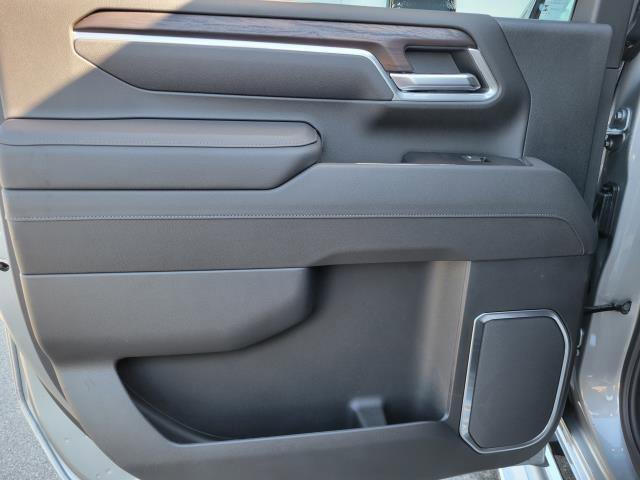 New 2026 GMC Sierra 2500 SLT w/ SLT Convenience Package image 13