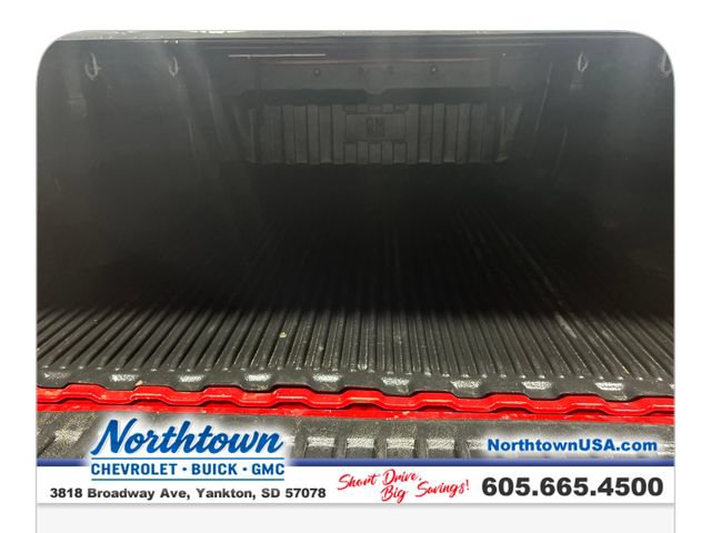 Used 2015 GMC Sierra 1500 SLT w/ SLT Preferred Package AWD/4WD image 30
