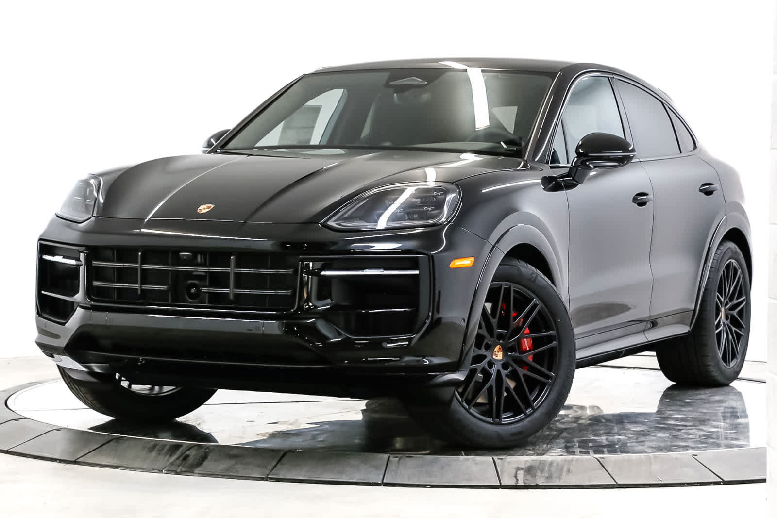 New 2026 Porsche Cayenne GTS AWD/4WD image 1