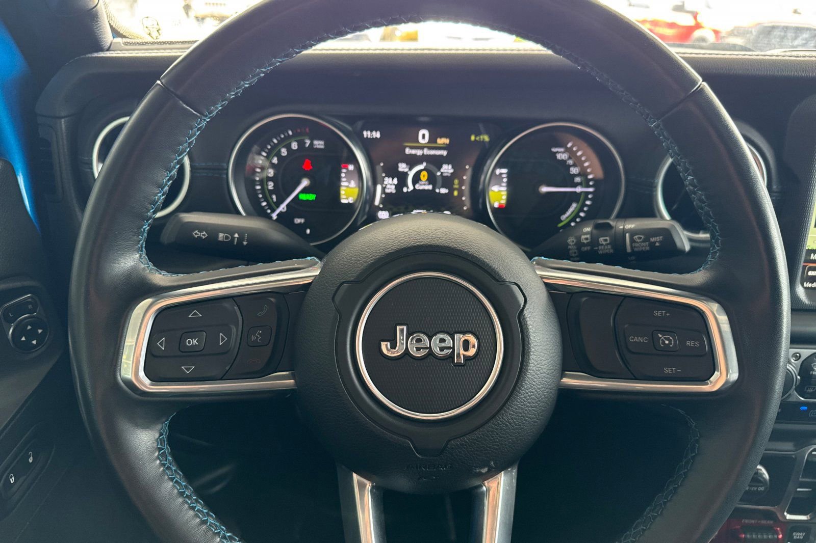 Used 2022 Jeep Wrangler Unlimited Rubicon 4xe w/ Steel Bumper Group image 27