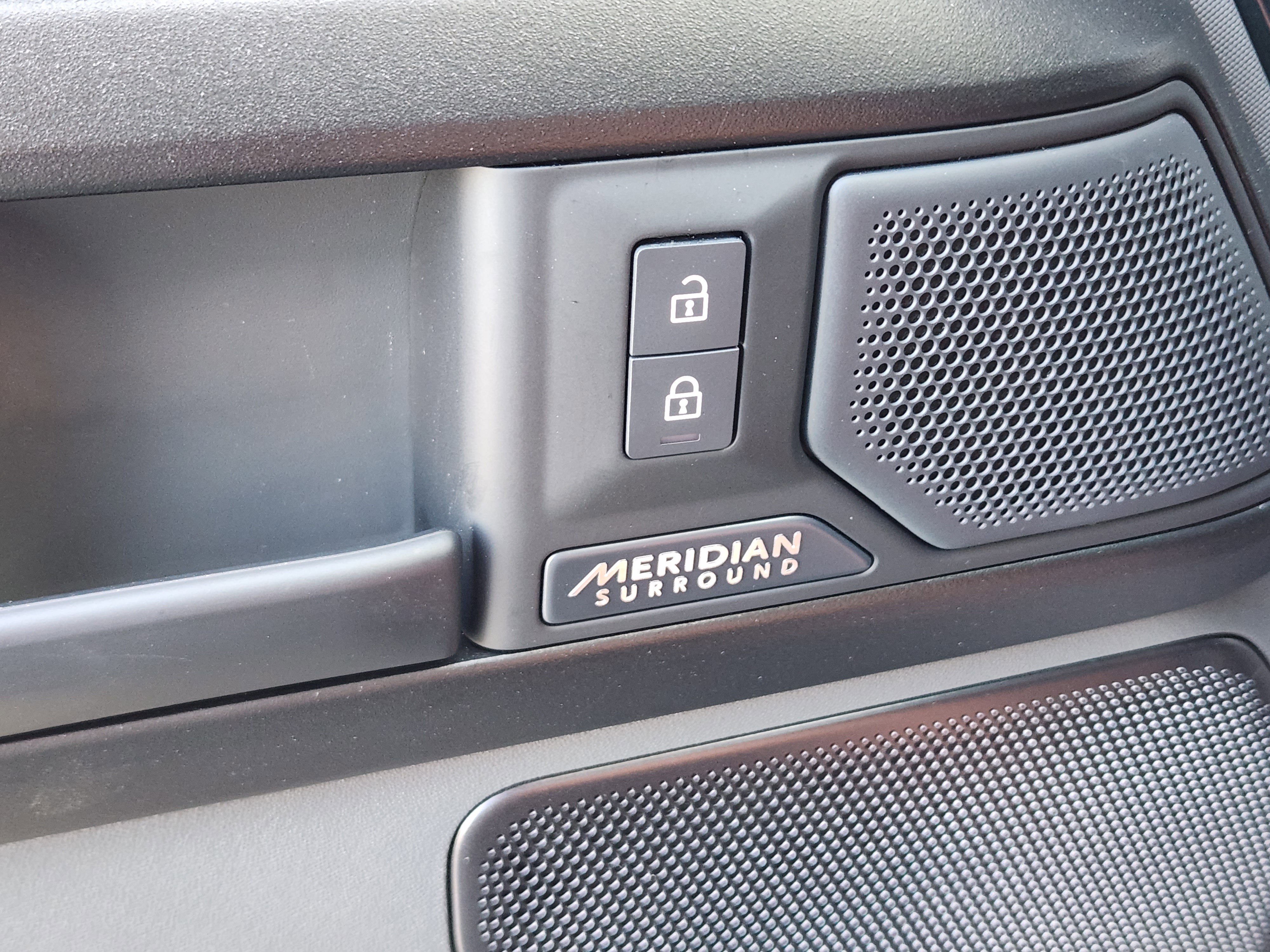 New 2026 Land Rover Defender 110 OCTA image 22