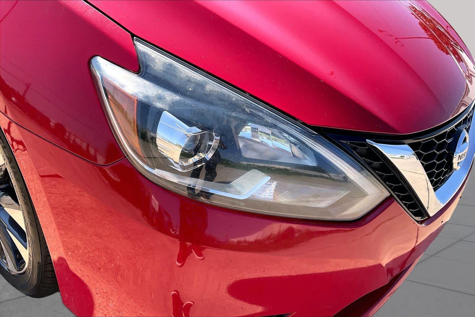 Used 2019 Nissan Sentra SR FWD image 28