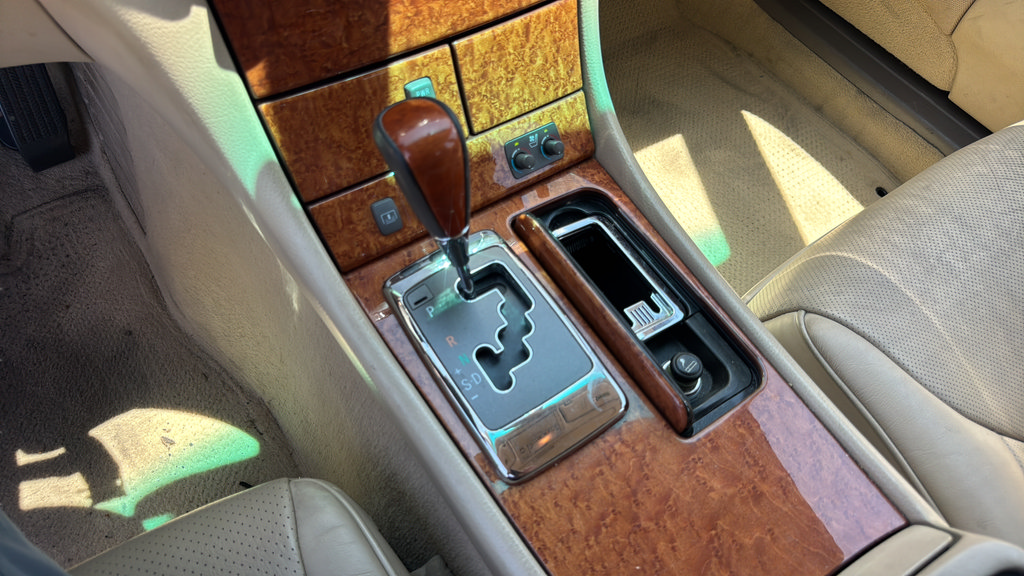 Used 2006 Lexus LS 430 RWD image 23