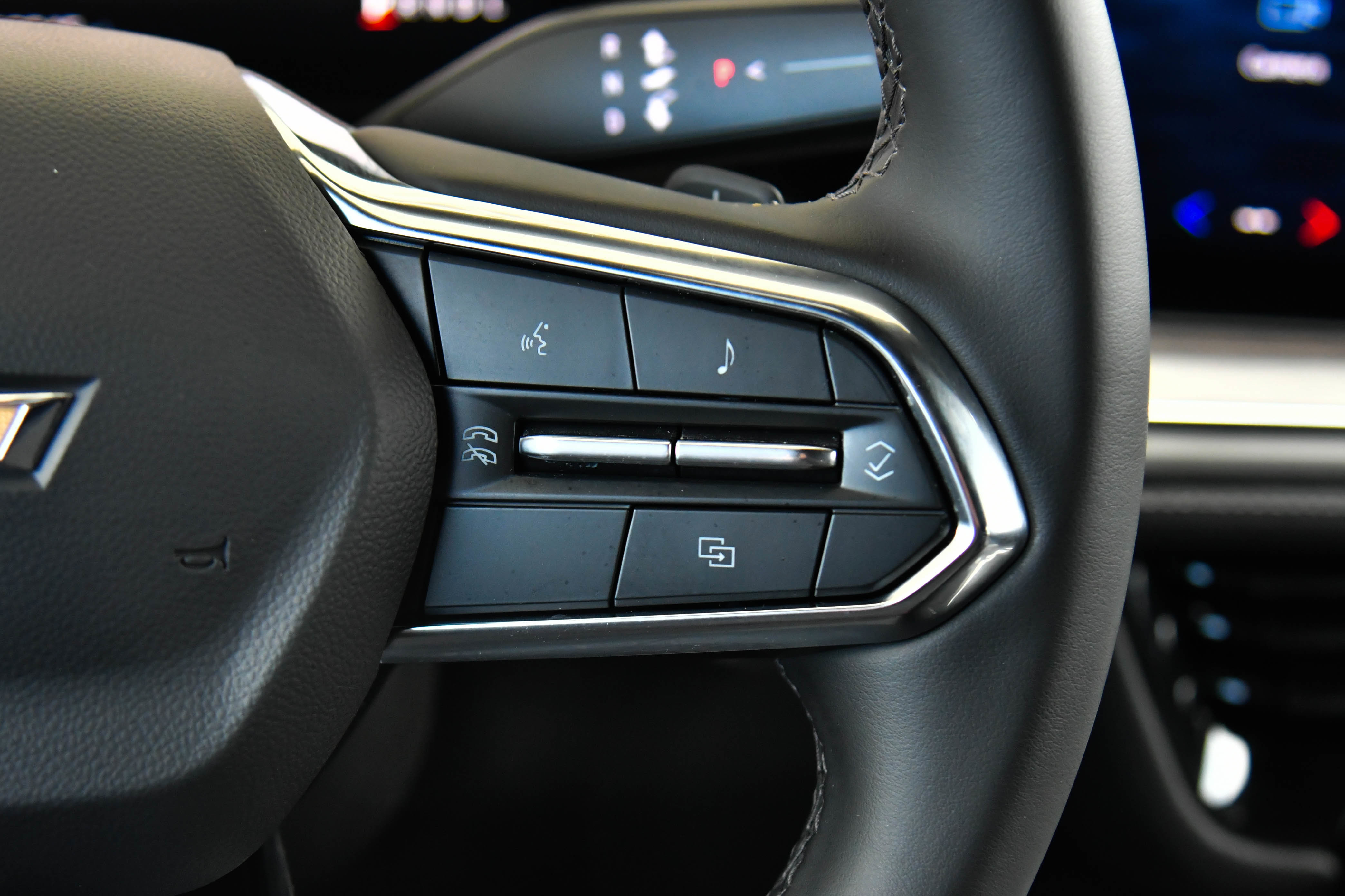 Used 2025 Chevrolet Tahoe LT image 41