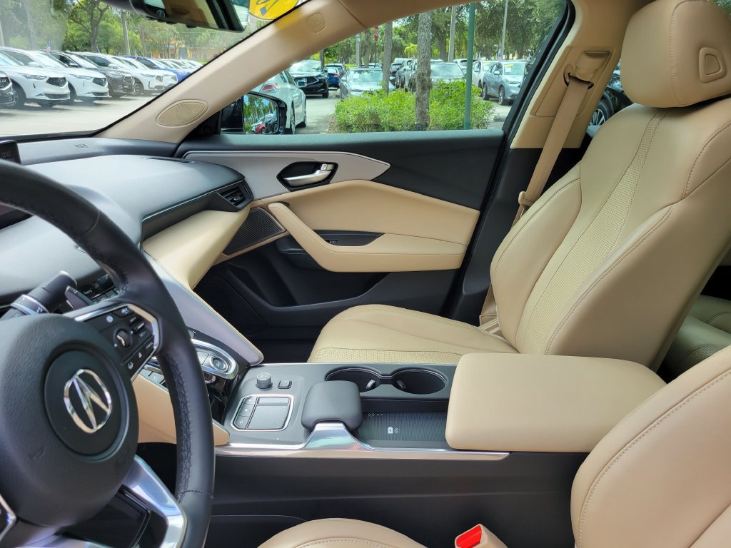 Used 2025 Acura TLX w/ Technology Package FWD image 15