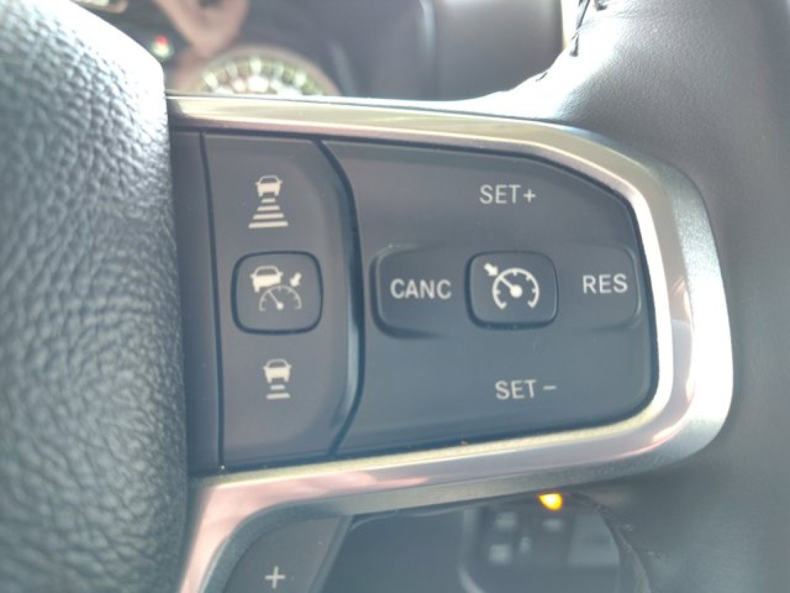 Used 2024 RAM 2500 Laramie w/ Safety Group image 27