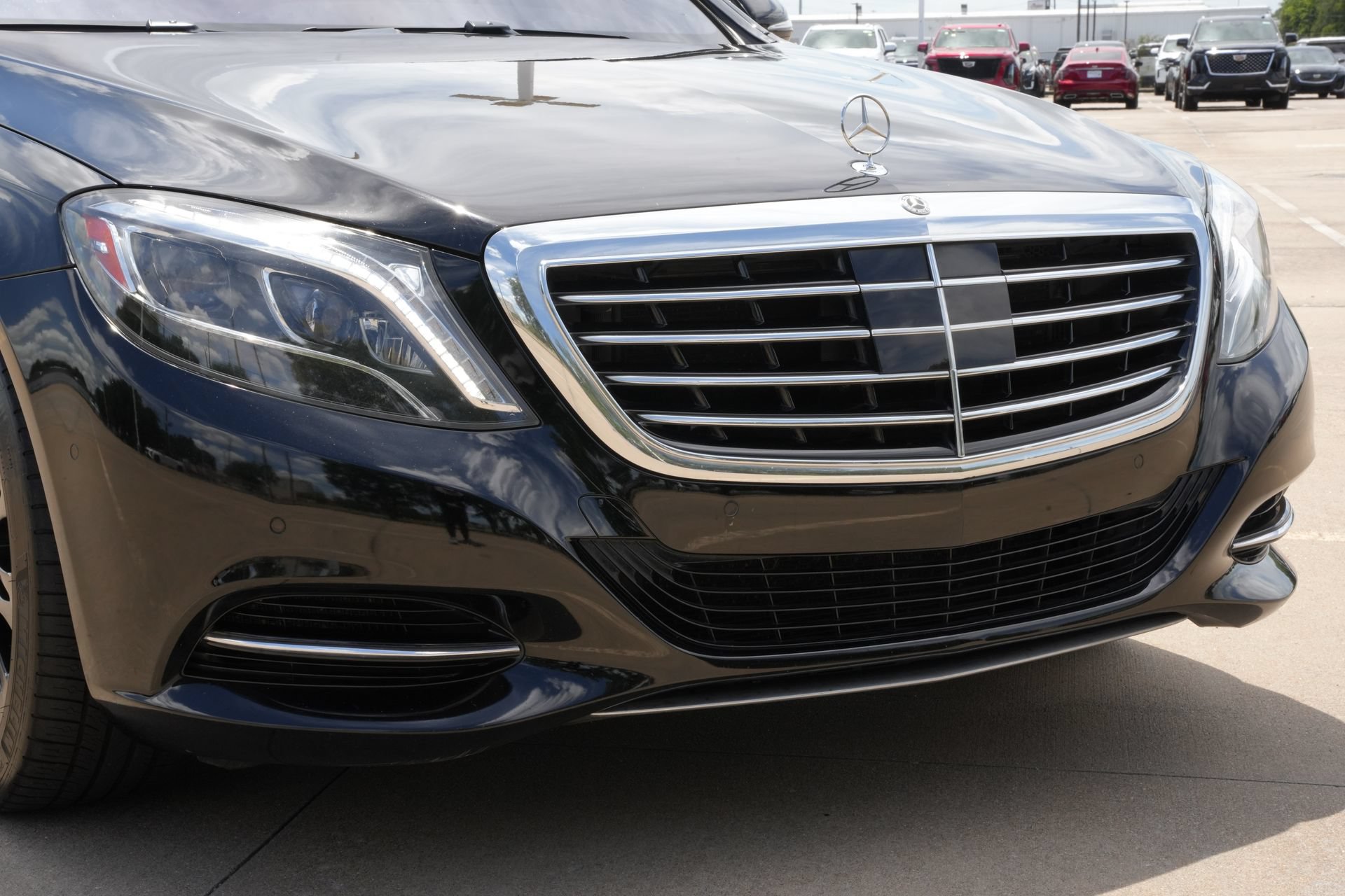 Used 2017 Mercedes-Benz S 550 Sedan image 27