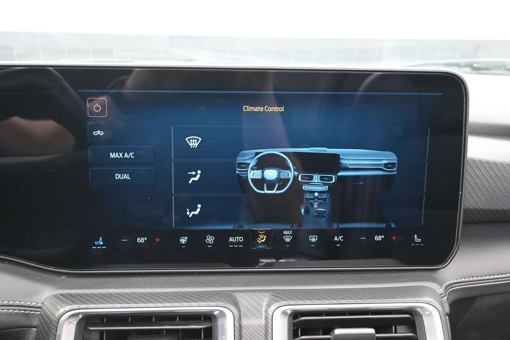 Used 2025 Ford Mustang GT Premium RWD image 17