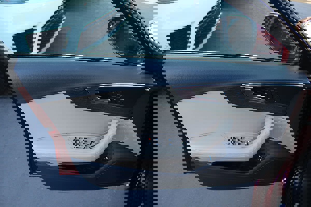 Used 2019 Audi A4 2.0T Premium Plus w/ Premium Plus Package image 18