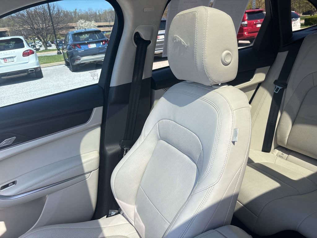 Used 2022 Jaguar F-PACE S image 24