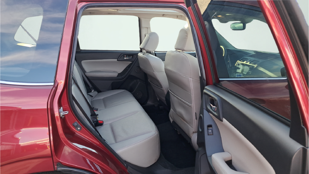 Used 2016 Subaru Forester 2.5i Touring w/ Eyesight & Navigation System AWD/4WD image 14