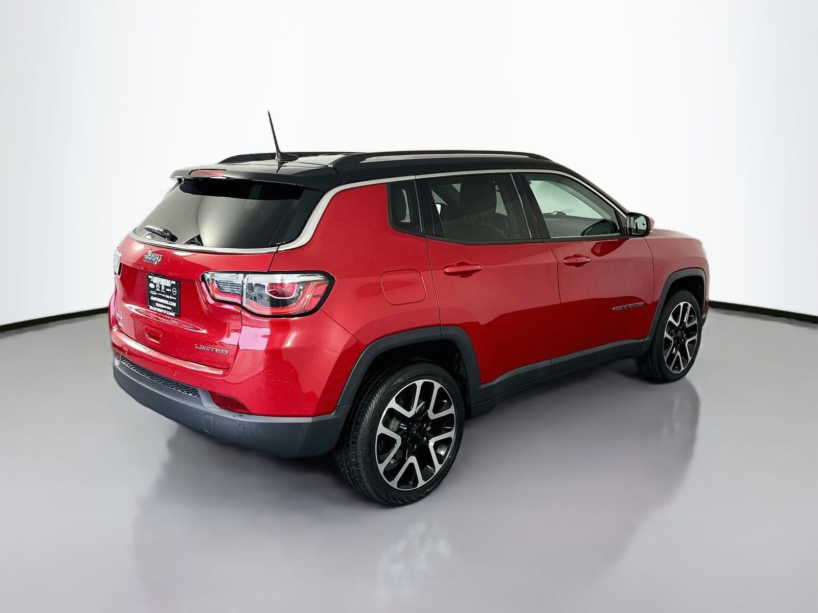 Used 2021 Jeep Compass Limited w/ Elite Exterior Group AWD/4WD image 7