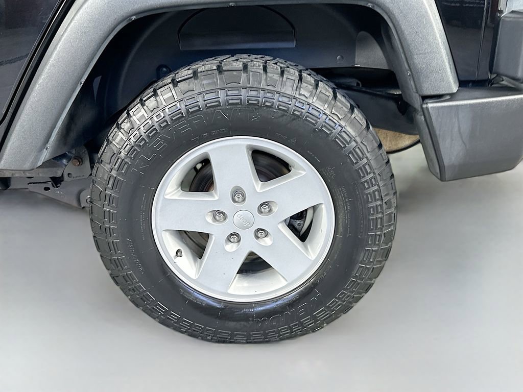 Used 2015 Jeep Wrangler Unlimited Sport w/ Quick Order Package 24S AWD/4WD image 32