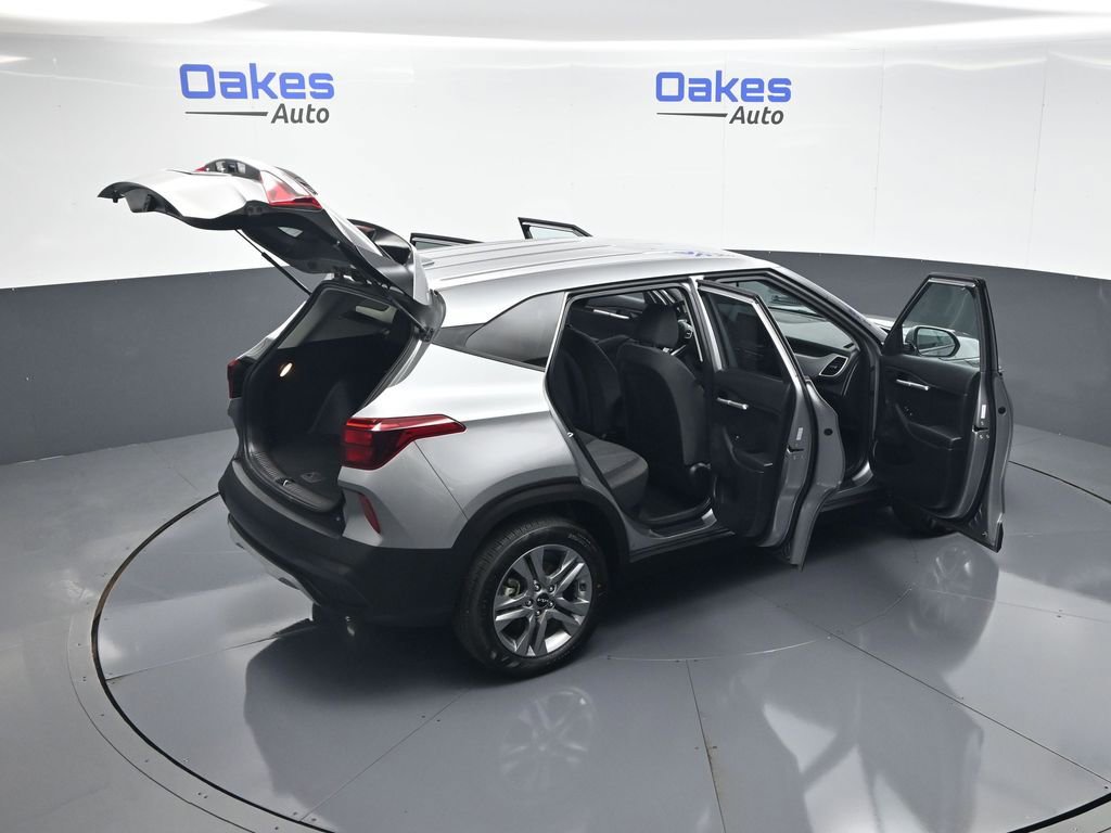 Certified 2023 Kia Seltos LX image 56