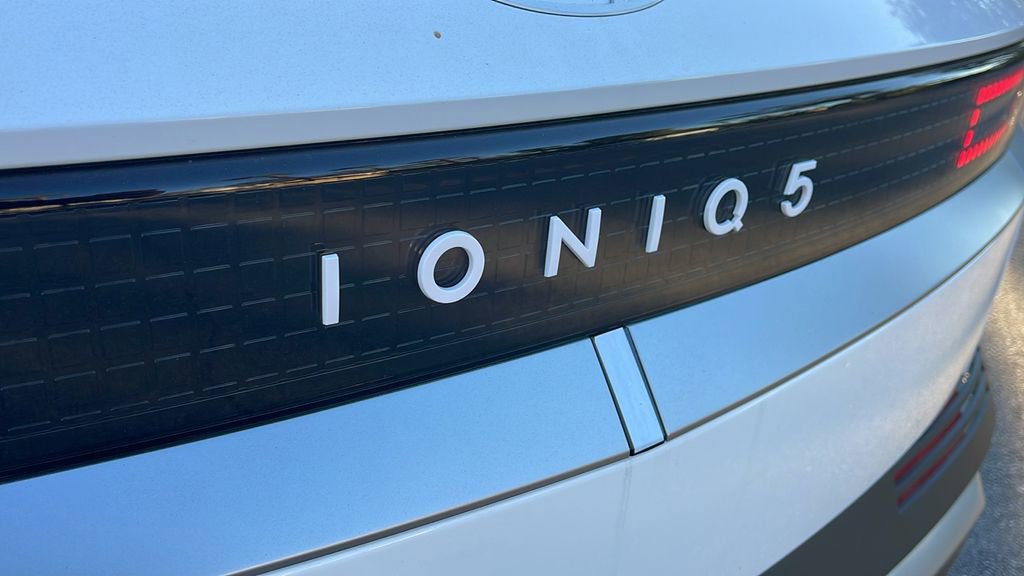 New 2026 Hyundai Ioniq 5 SE image 27