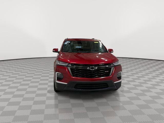 Used 2023 Chevrolet Traverse RS image 3