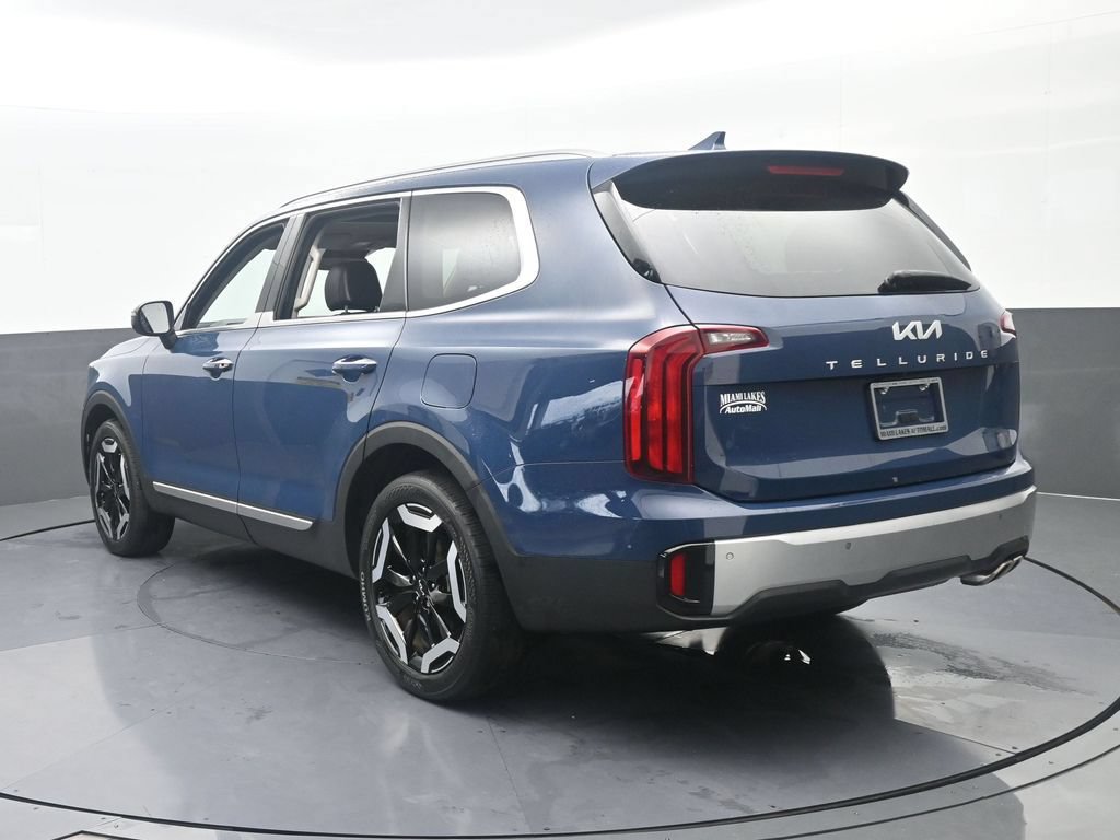 Used 2024 Kia Telluride S w/ S Sunroof Package FWD image 4
