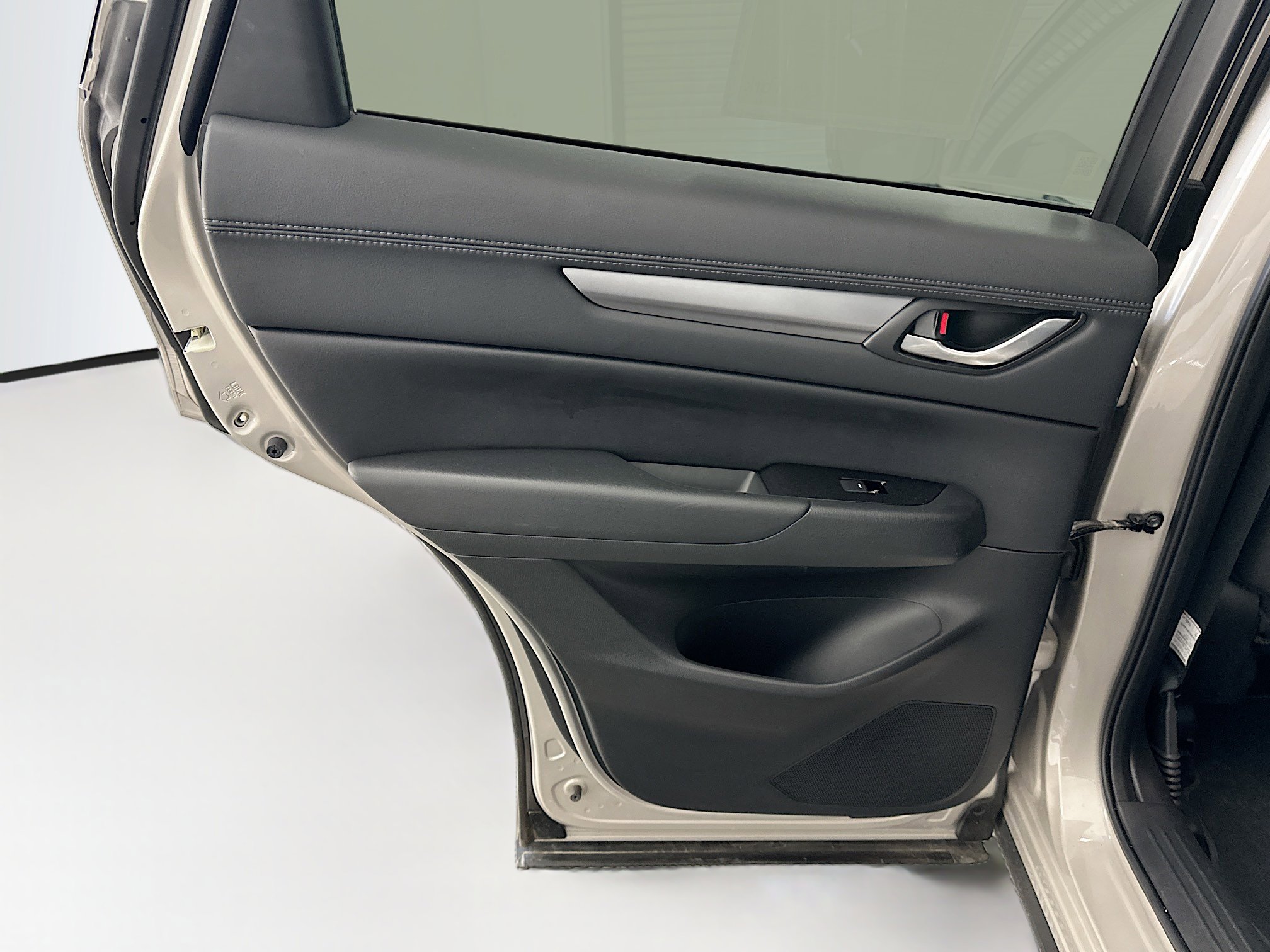 Used 2025 MAZDA CX-5 AWD 2.5 S w/ Preferred Package image 28