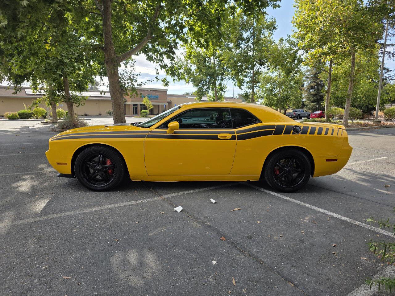 Used 2010 Dodge Challenger SRT8 w/ SRT Option Group II image 11