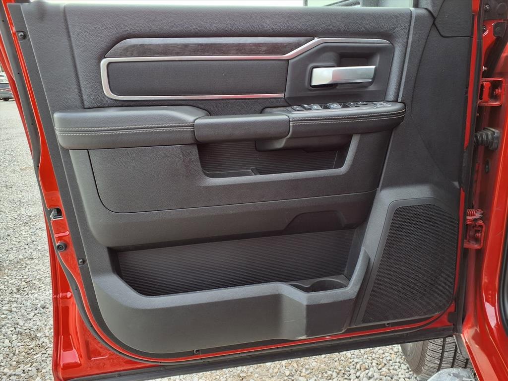 Used 2024 RAM 2500 Big Horn w/ Bed Utility Group image 17