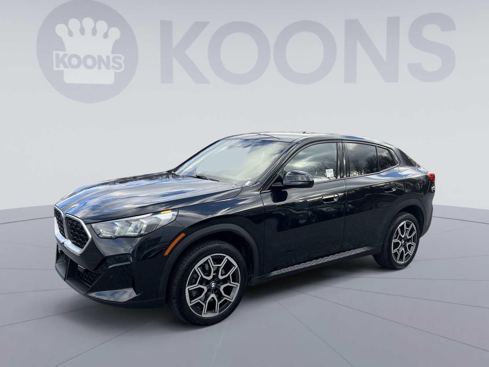 Used 2024 BMW X2 xDrive28i w/ Convenience Package image 1