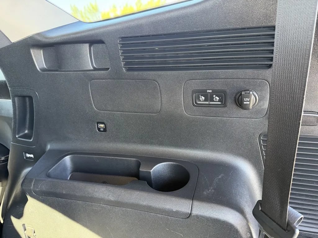 Used 2021 Kia Sorento LX FWD image 36