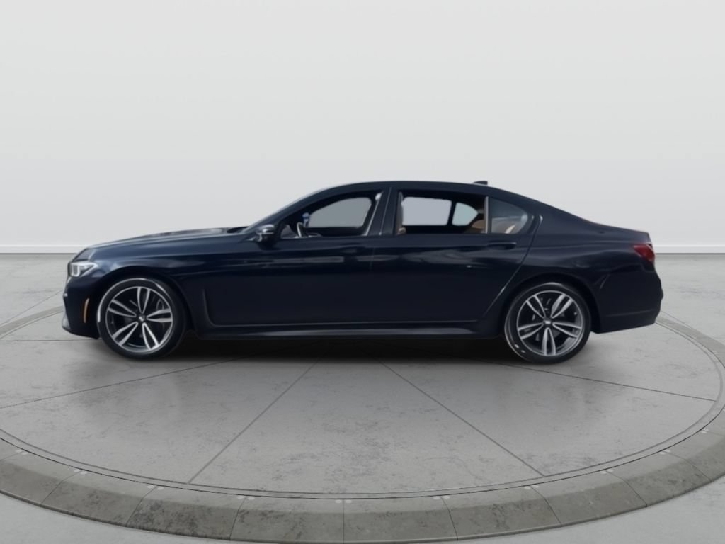 Used 2022 BMW 750i xDrive w/ Executive Package AWD/4WD image 5