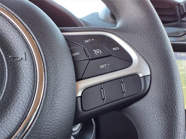 Used 2023 Jeep Renegade Latitude image 21