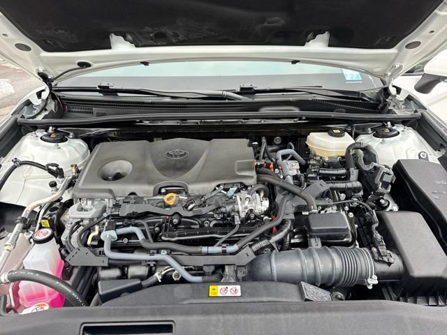 Used 2025 Toyota Camry SE w/ Convenience Package image 23