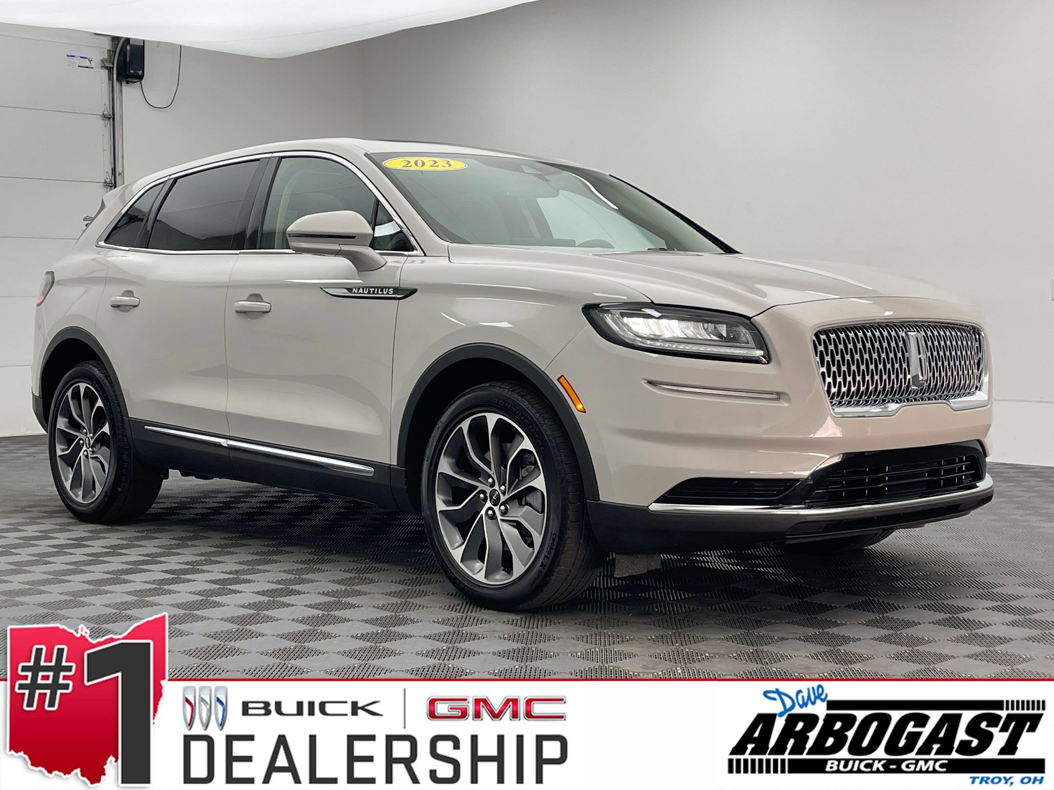 Used 2023 Lincoln Nautilus Reserve AWD/4WD image 1