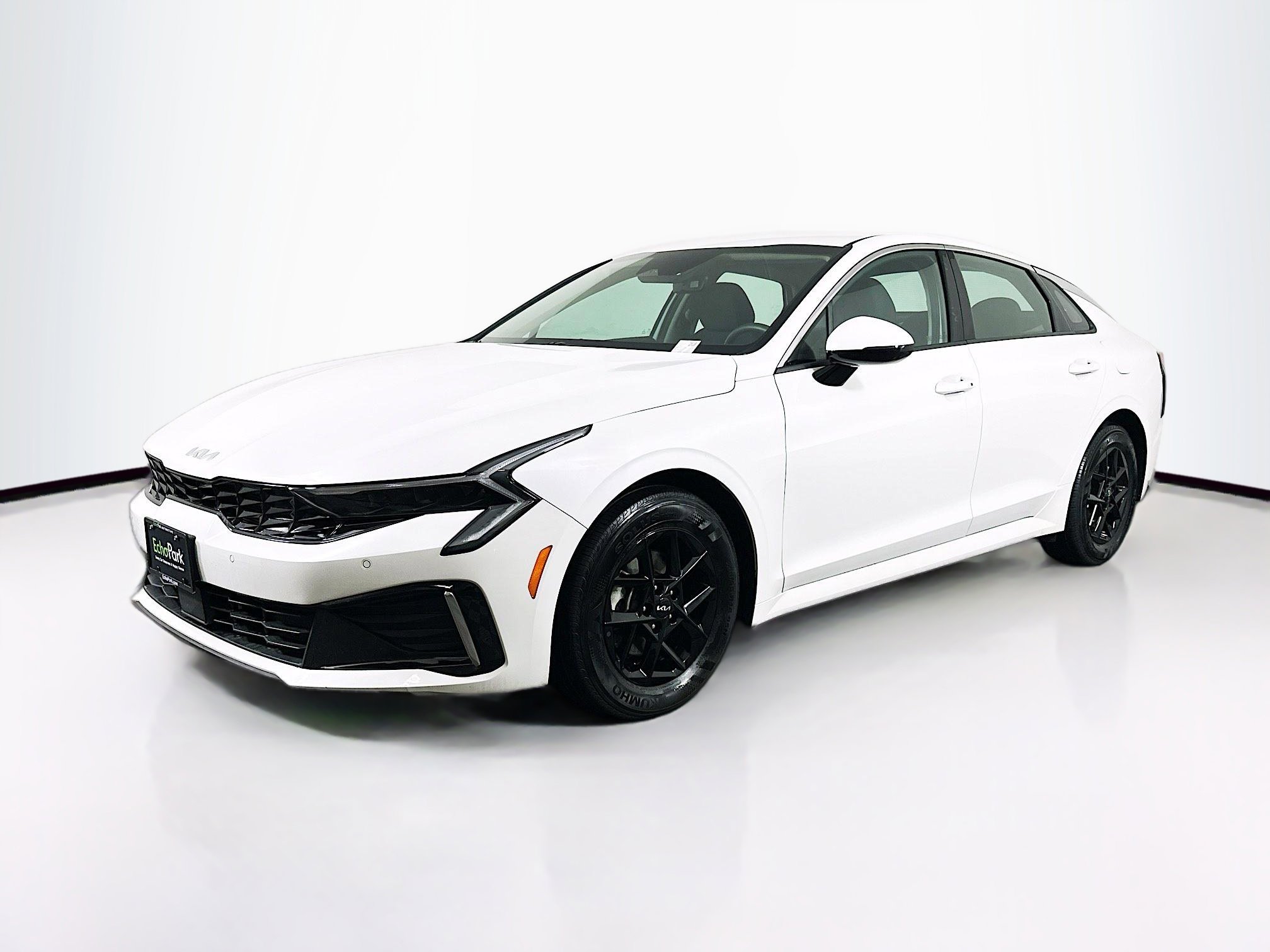 Used 2025 Kia K5 LXS image 3