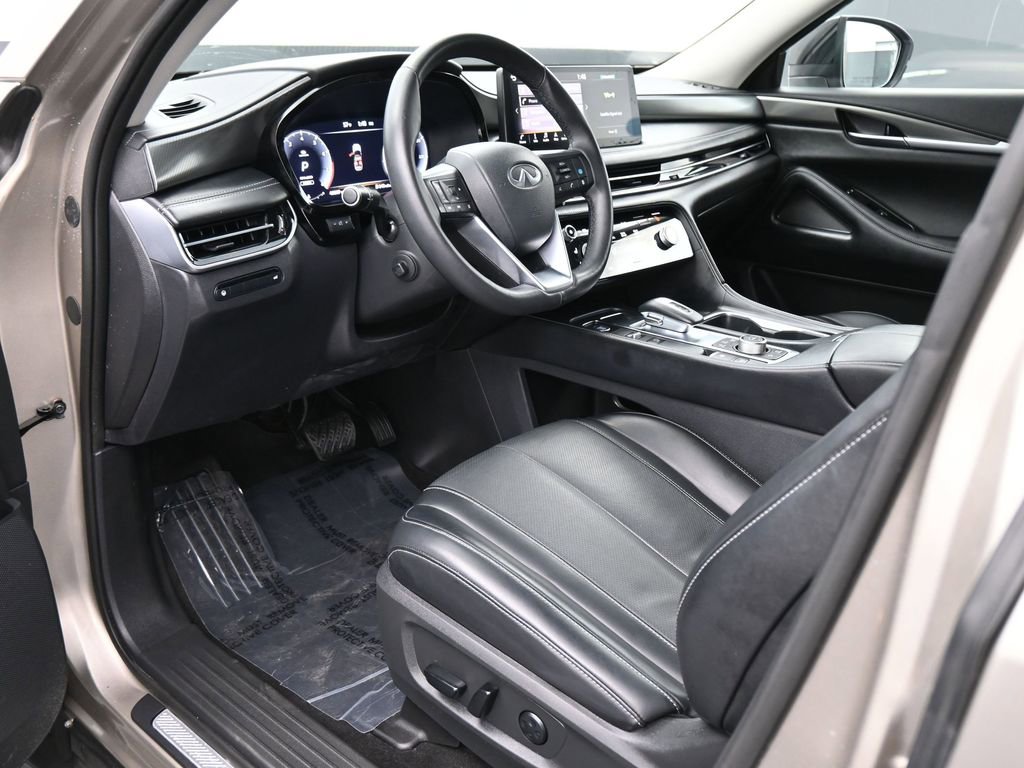 Used 2023 INFINITI QX60 Luxe w/ Cargo Package image 2