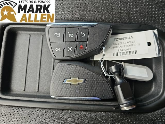 Used 2023 Chevrolet Suburban Premier w/ Premium Package 2 AWD/4WD image 36