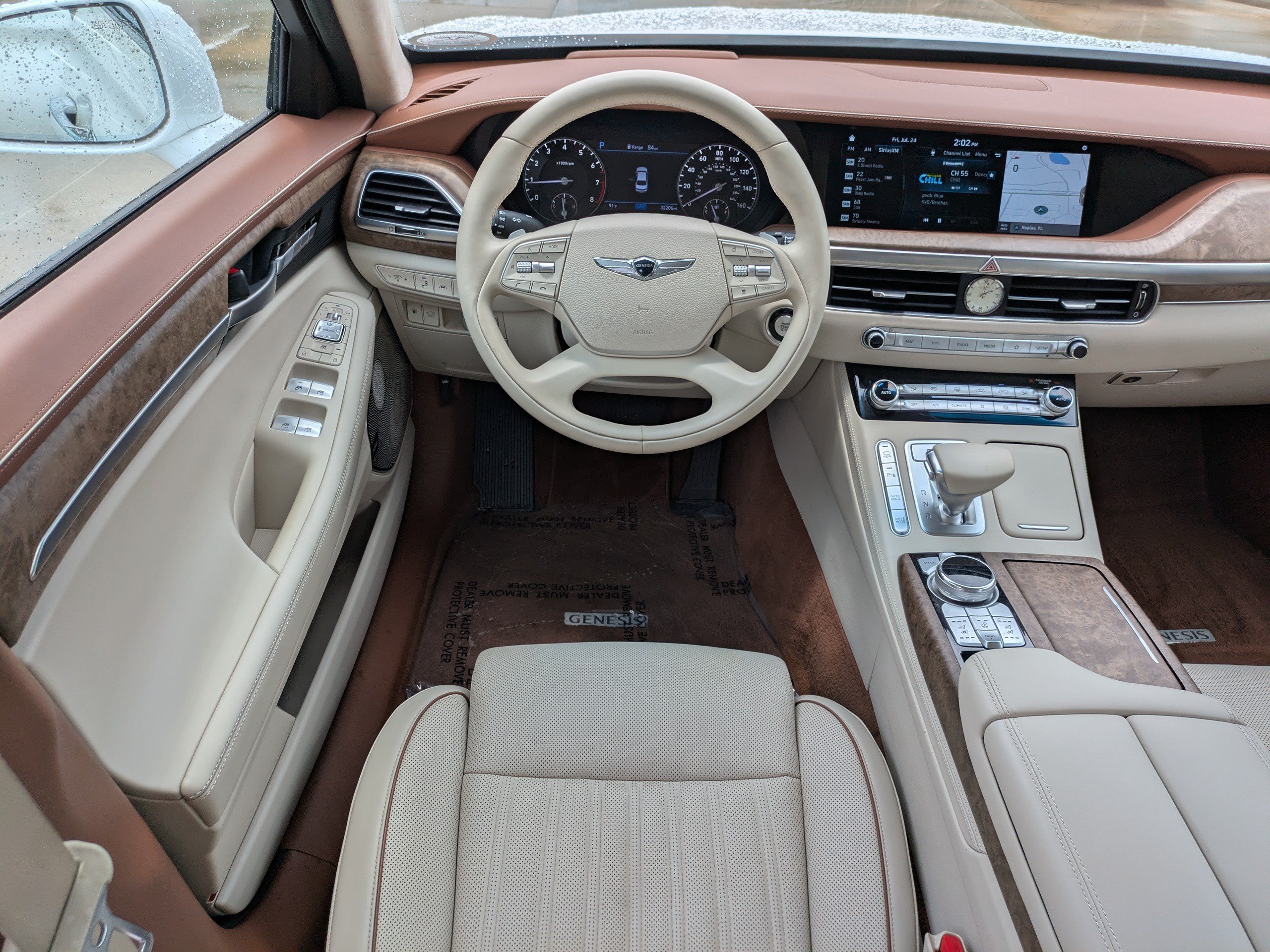 Used 2021 Genesis G90 5.0 Ultimate AWD/4WD image 15