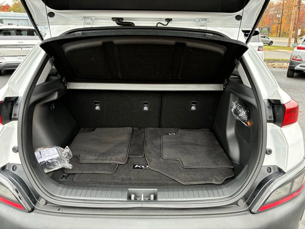 Used 2023 Hyundai Kona SEL w/ Cargo Package image 12