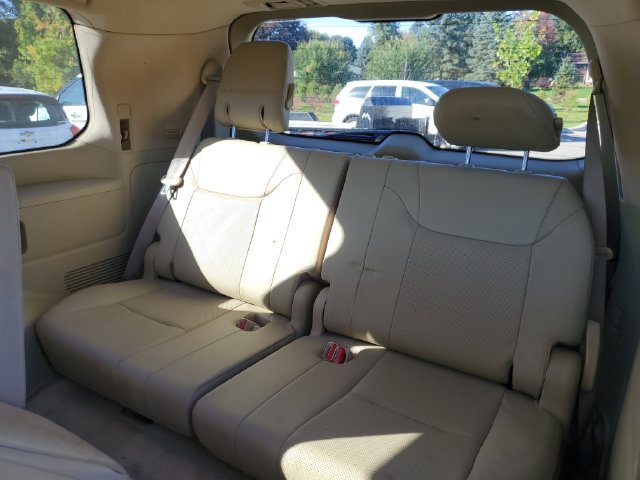 Used 2011 Lexus LX 570 4WD image 33
