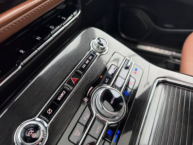 Certified 2023 Lincoln Nautilus Reserve AWD/4WD image 27