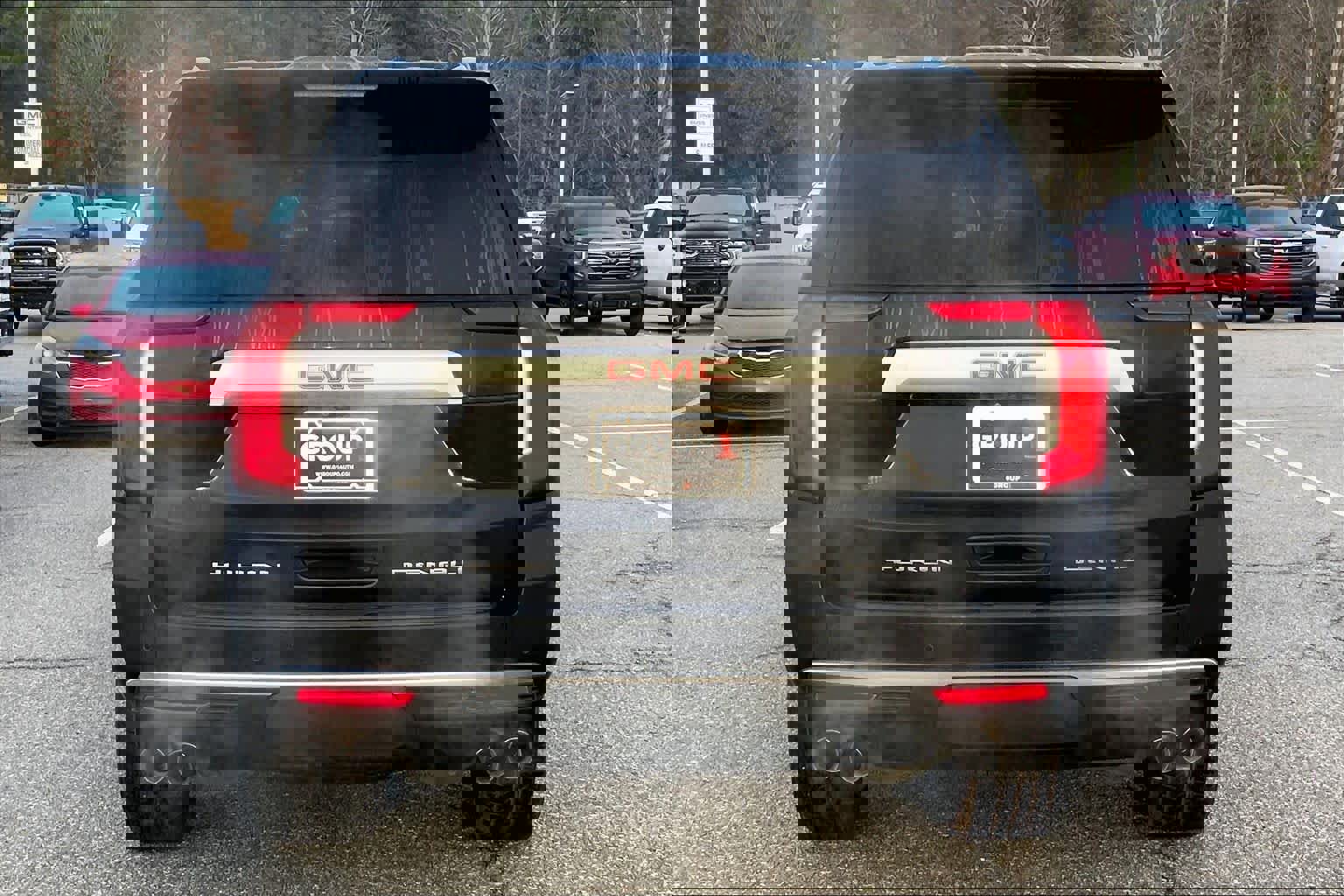 Used 2021 GMC Yukon Denali w/ Denali Ultimate Package image 4