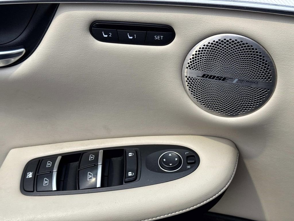 Used 2019 INFINITI QX50 Essential w/ Premium Heat Package image 29